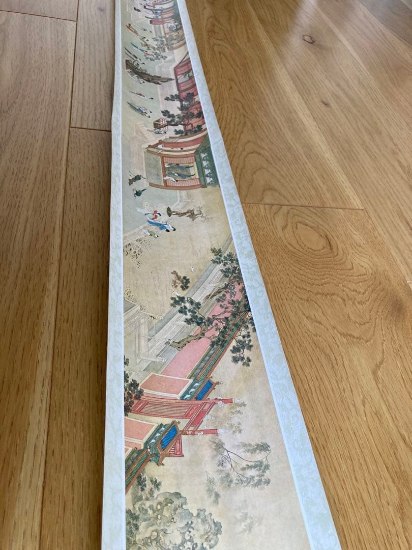 明　仇英漢宮春暁　巻物　絵巻
