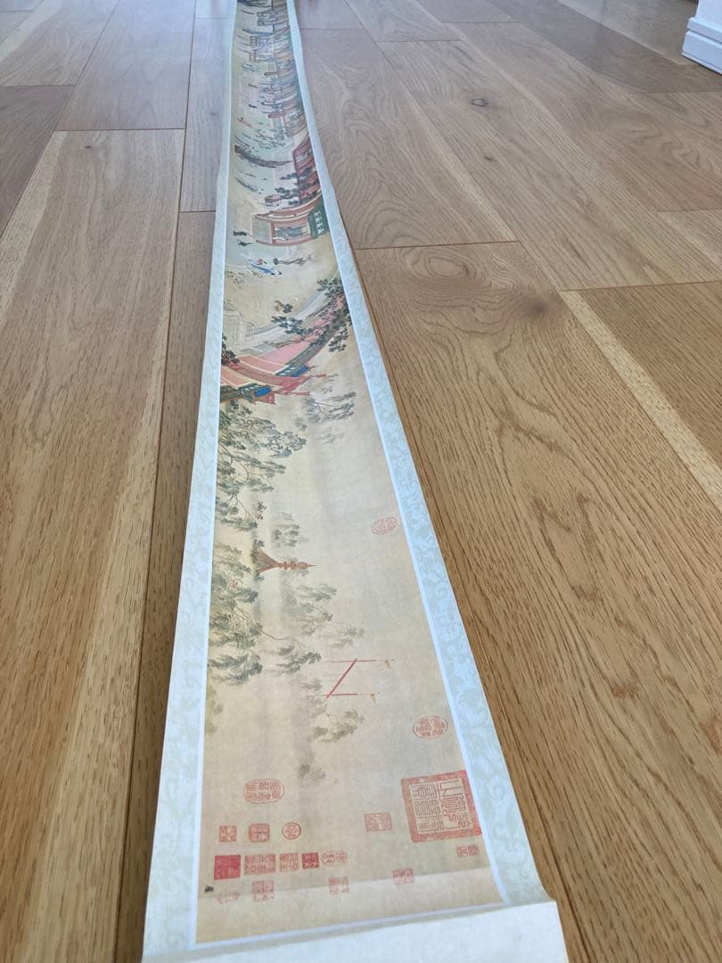 明　仇英漢宮春暁　巻物　絵巻