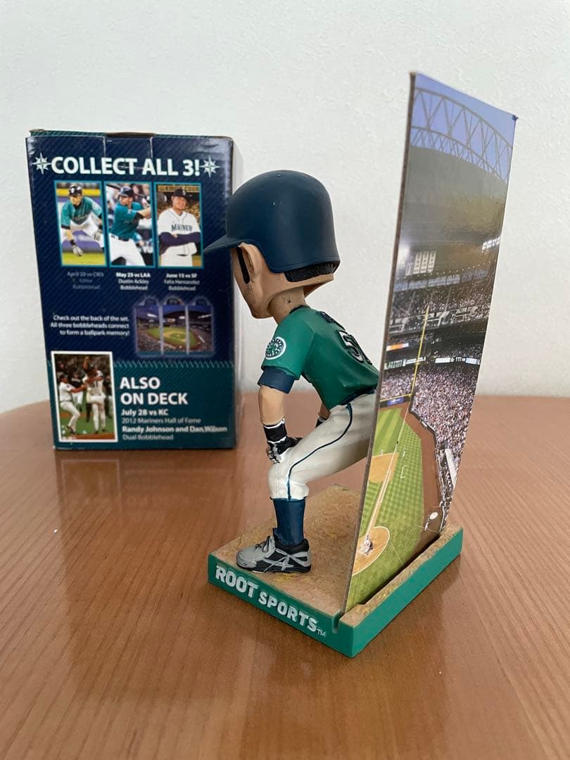 2012 イチロー　ボブルヘッド フィギュア 球場配布 マリナーズ