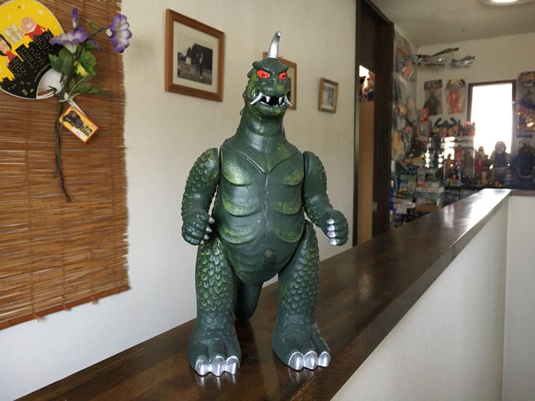 マルサンプラモデル　ゴメス　レプリカキット完成品
