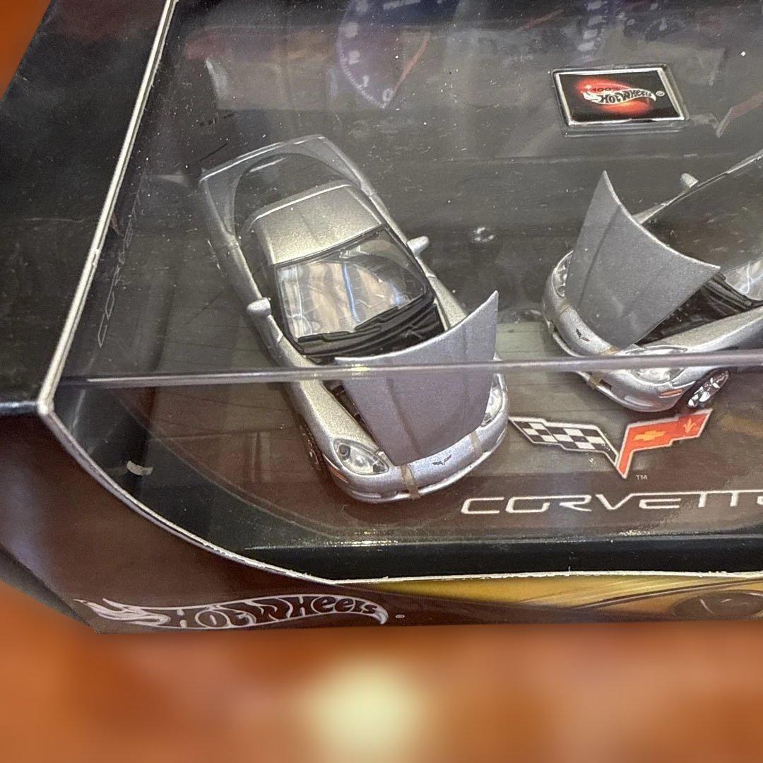 ミニカー No247. HOTWHEELS 2004 CORVETTE C6 2-CAR