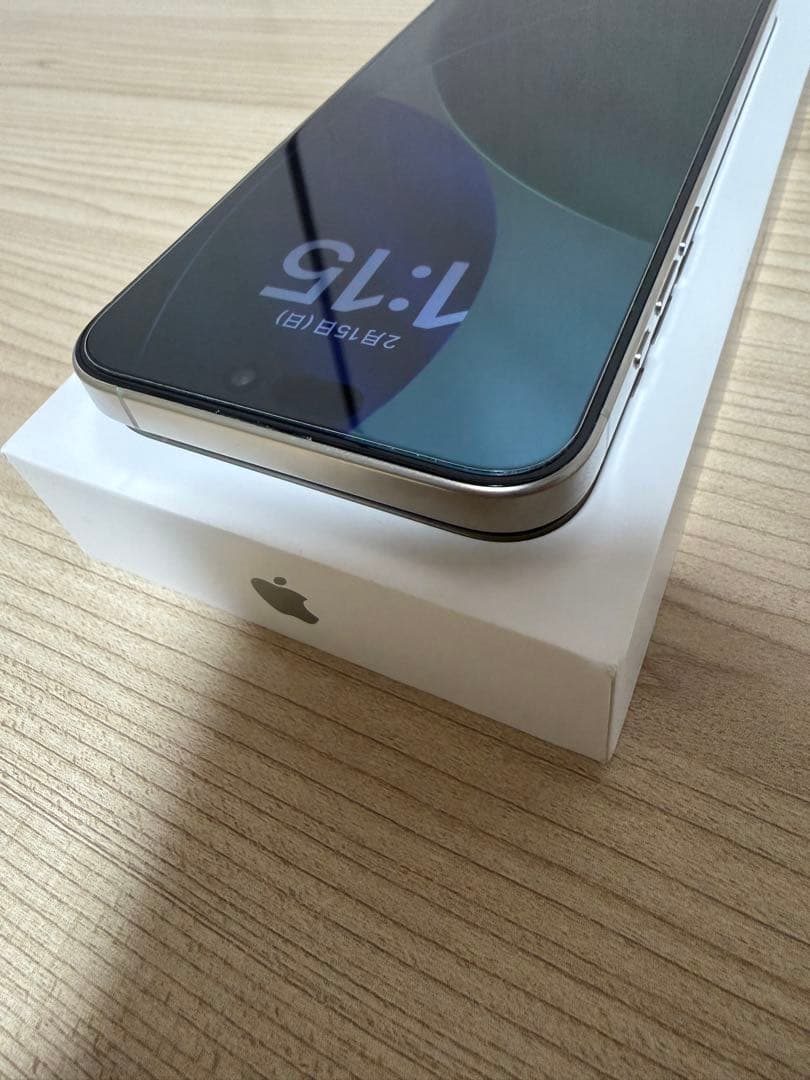 【美品】iPhone 15 Promax 256GB ナチュラルチタニウム