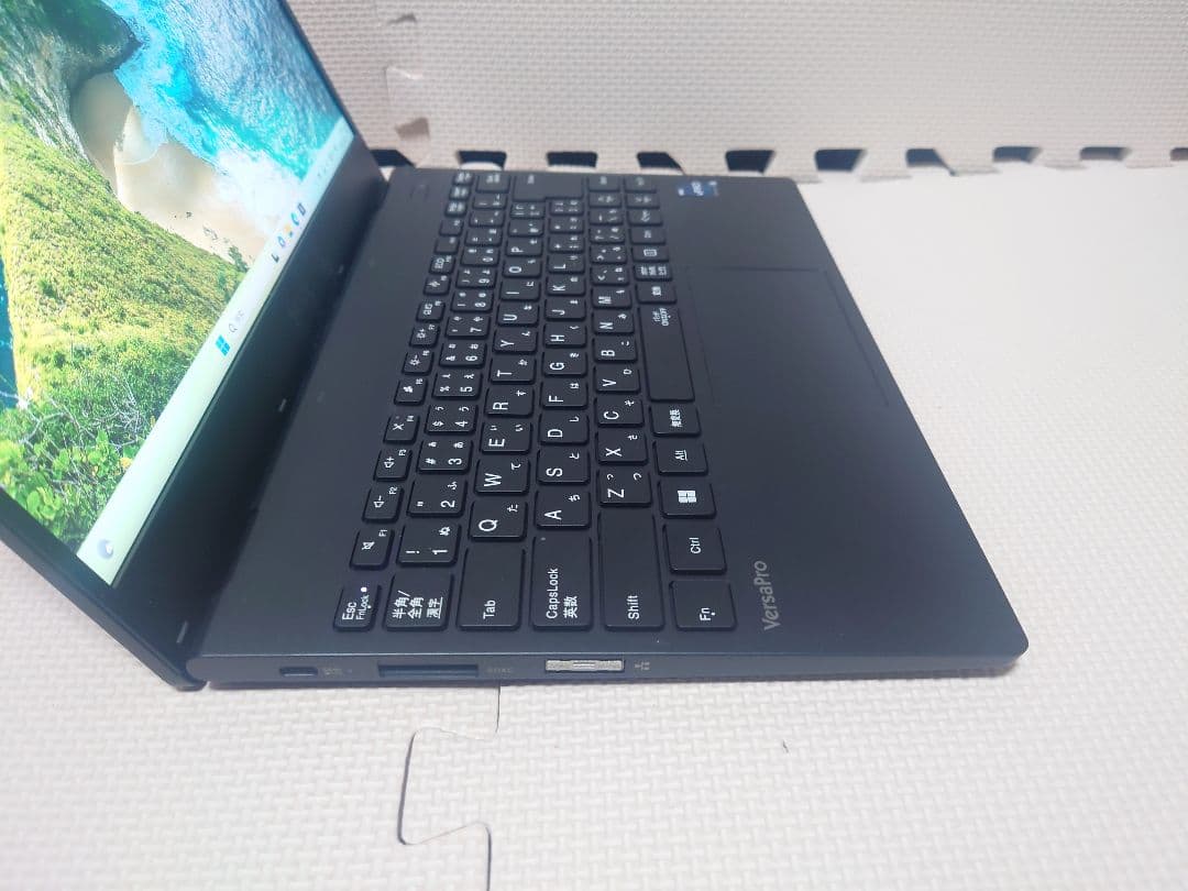 NEC Versapro Ultralite/i5-1235U/16/1kg軽量