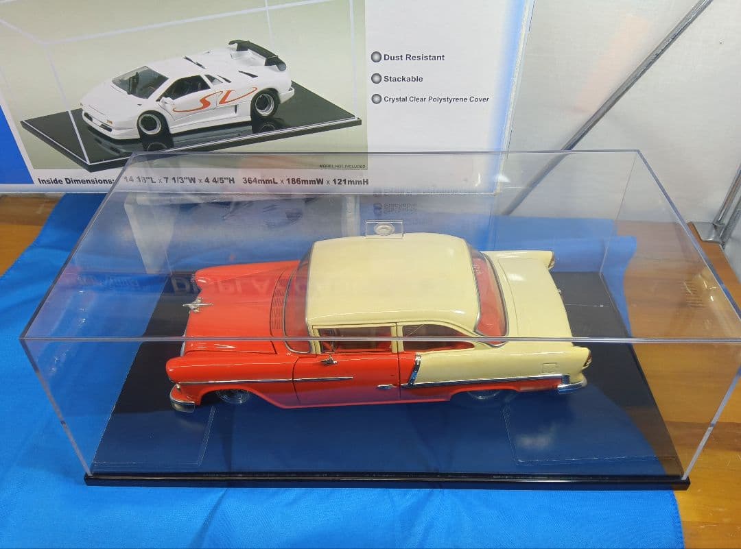1/18 シボレー ベルエア ストリートロッド 元箱なし ディスプレイケース付