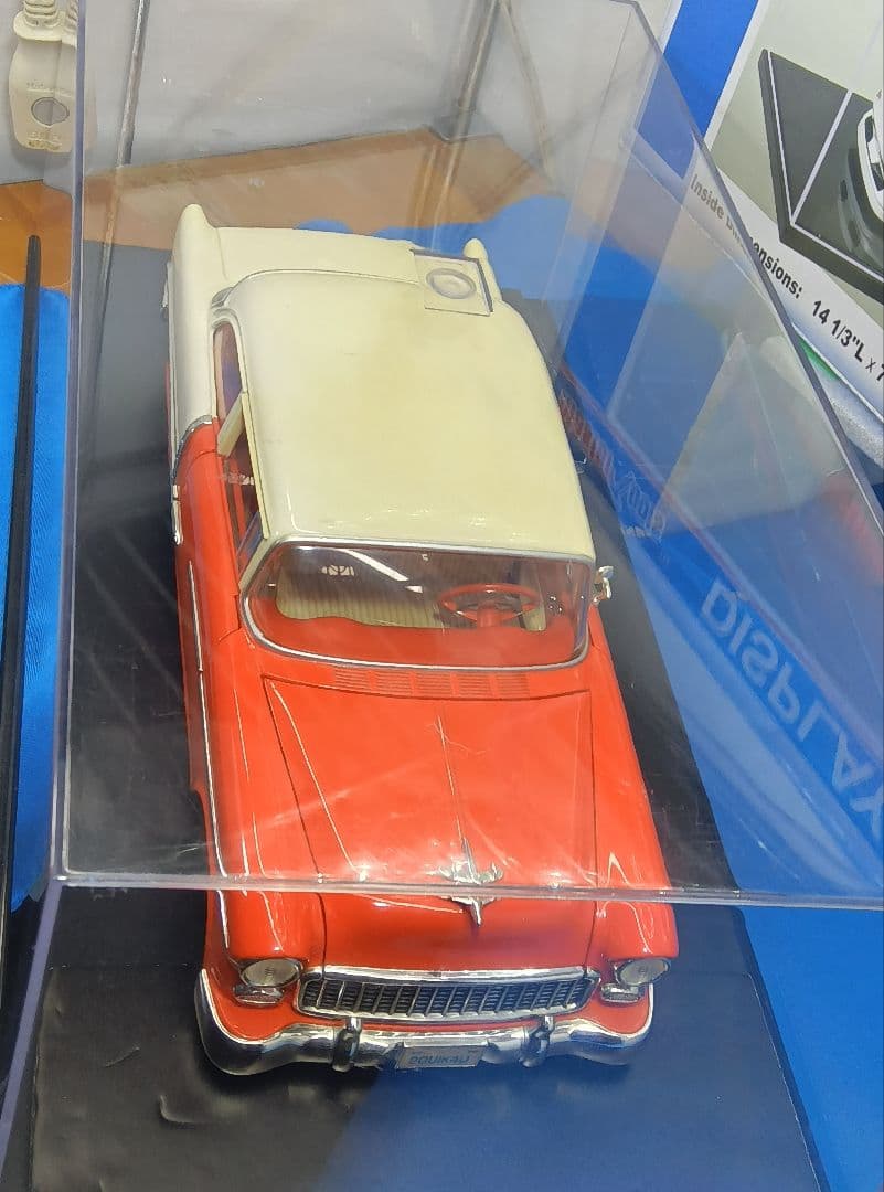 1/18 シボレー ベルエア ストリートロッド 元箱なし ディスプレイケース付