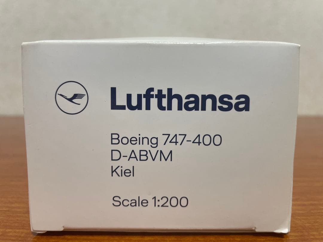 航空機・ヘリコプター Lufthansa Boeing 747-400 D-ABVM 1:200