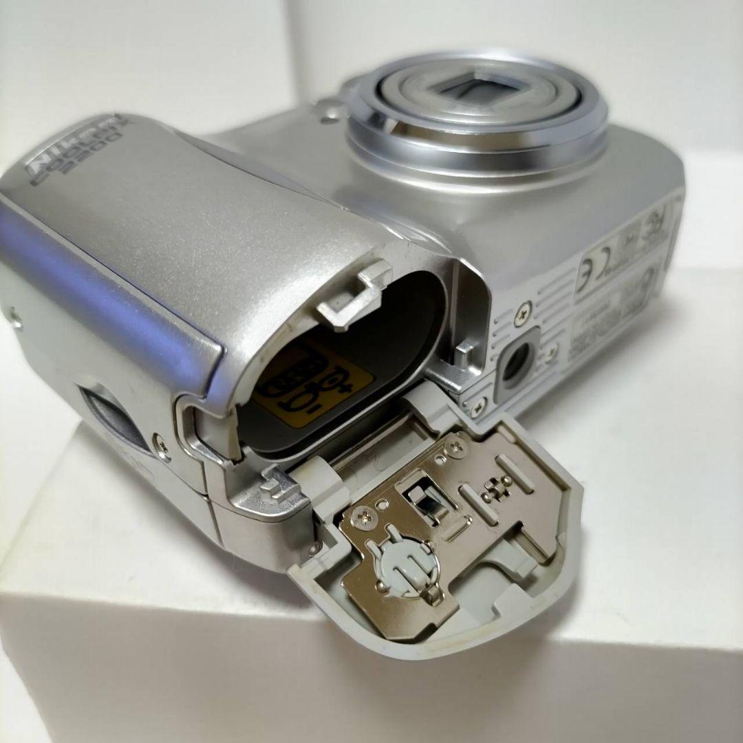 動作確認済み ニコン COOLPIX 2200 オールドコンデジ デジカメ