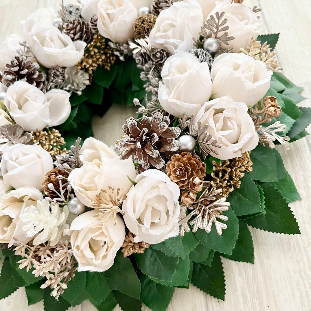 フラワーリース 白 バラ ホワイト ローズ 木の実 アンティーク 大きめ 261