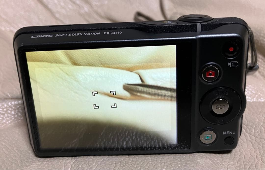 値段交渉受付ます 動作品　カシオ　EX-ZR10 2台　デジカメ　Casio