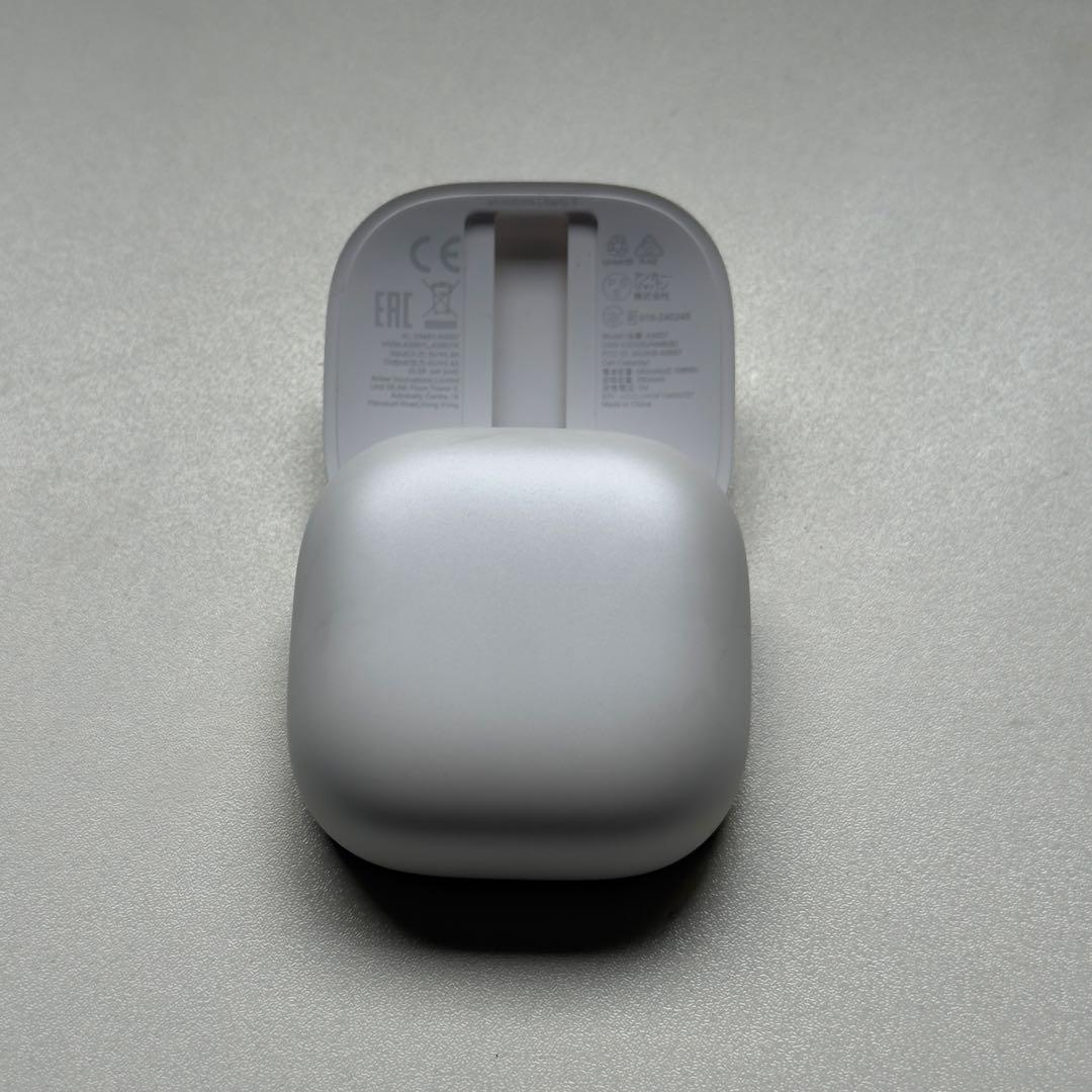 Anker Soundcore Liberty5 白　充電ケース
