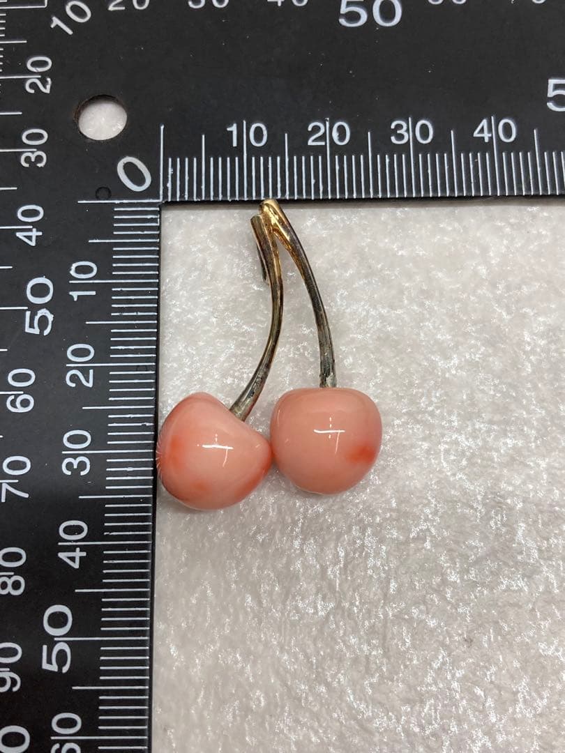 天然本珊瑚 さくらんぼ チェリー モチーフ ペンダントトップ サンゴ コーラル