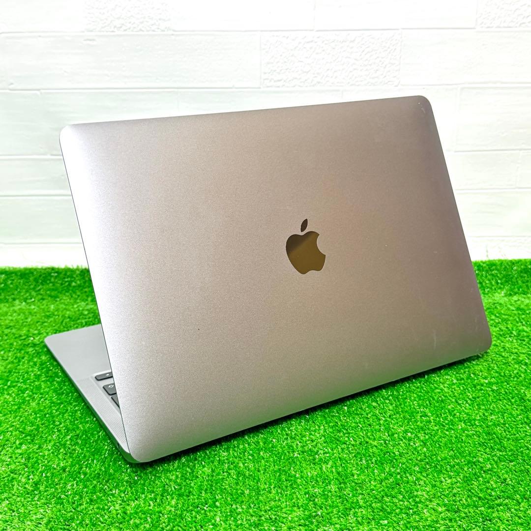 【極美品】MacBook Air M1 8GB SSD256GB ノートPC