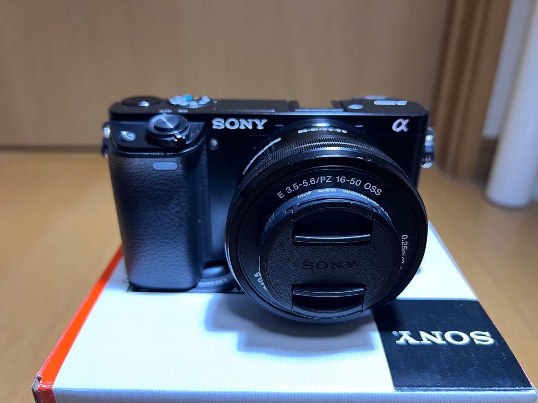 SONY α6000 パワーズームレンズ　ミラーレス一眼カメラ