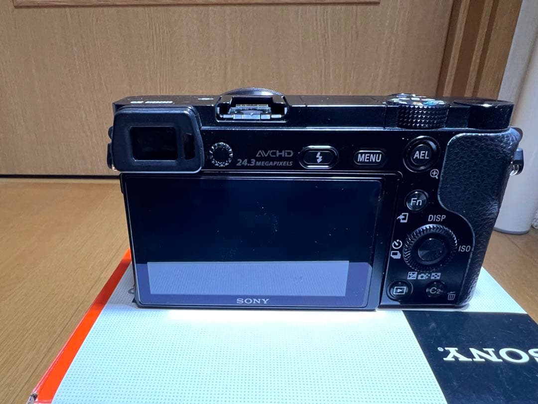 SONY α6000 パワーズームレンズ　ミラーレス一眼カメラ