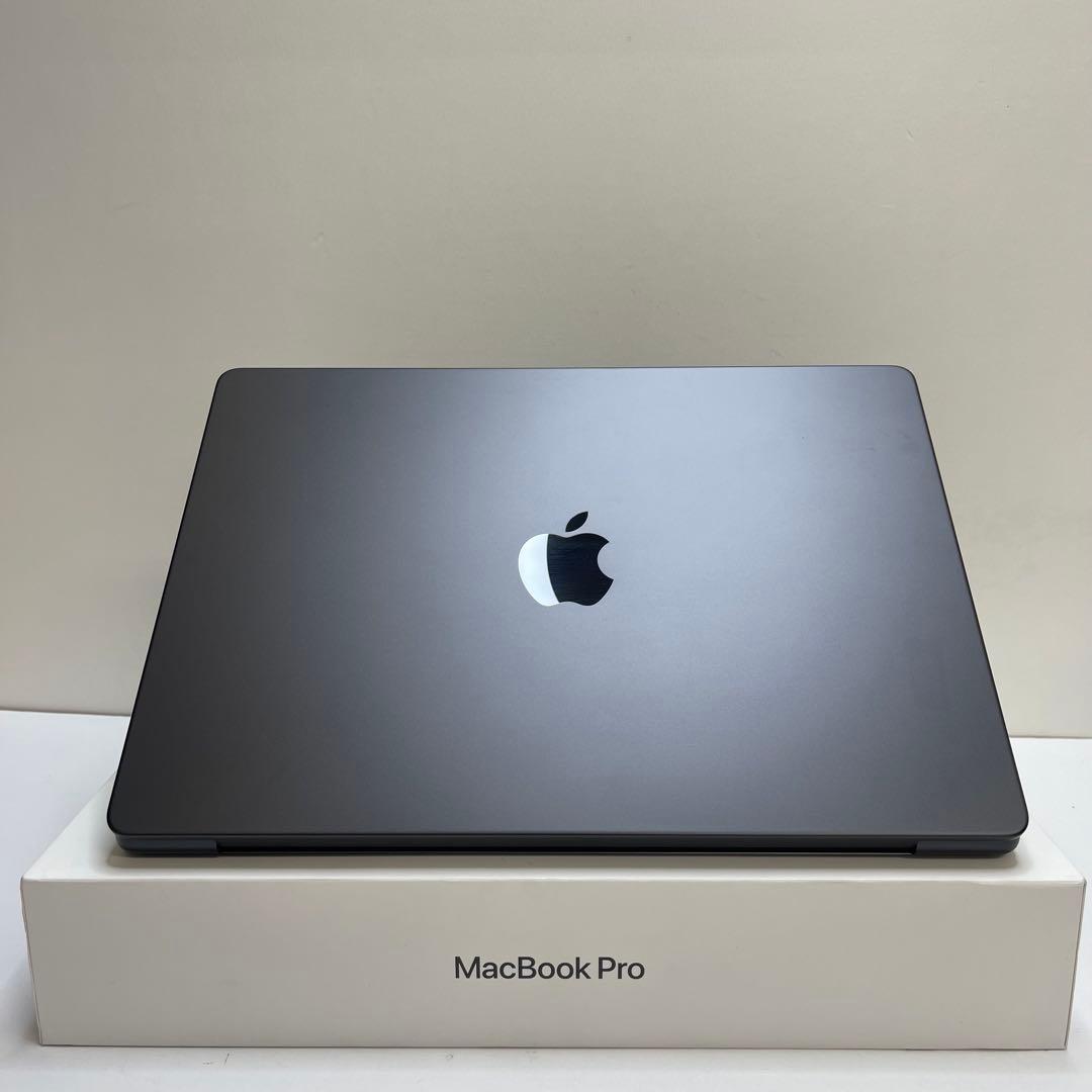 超美品 Macbook Pro 2023 14inch M3 Pro 18GB