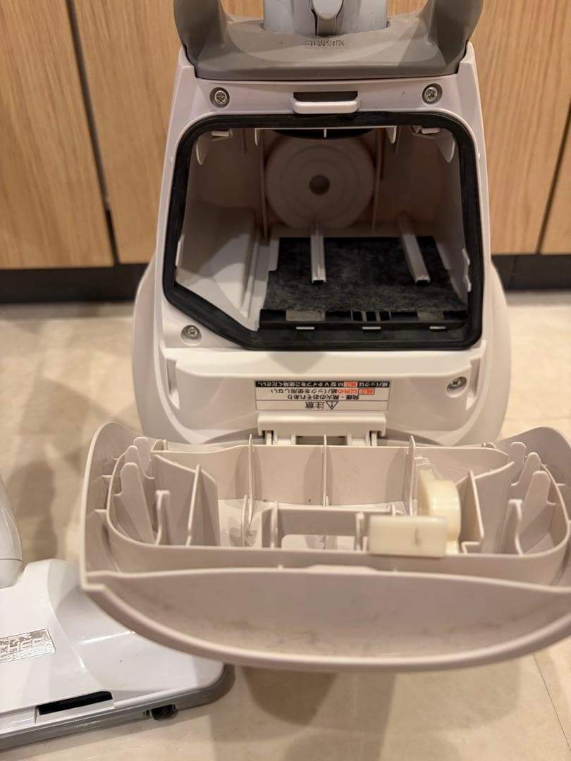 Panasonic 電気掃除機品番MC-PJ21A-C 年式2022製