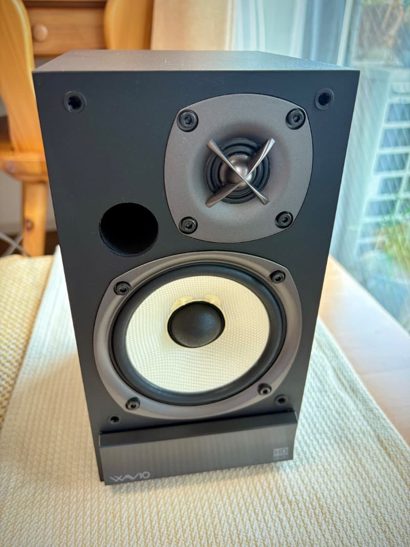 ONKYOオンキヨー　WAVIO GX-100HD　アクティブスピーカー