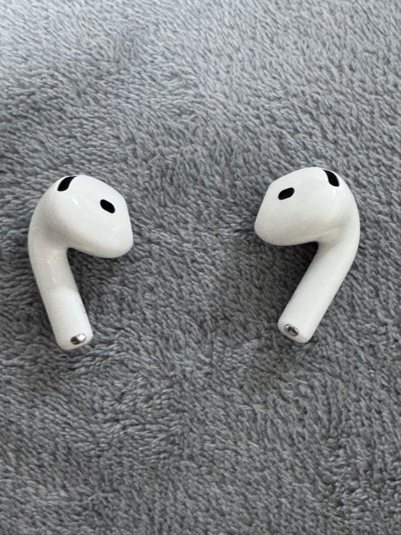 イヤホン airpods4