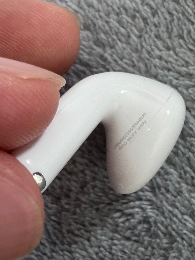 イヤホン airpods4