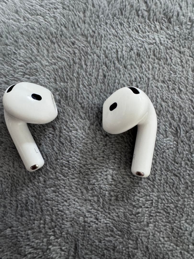 イヤホン airpods4