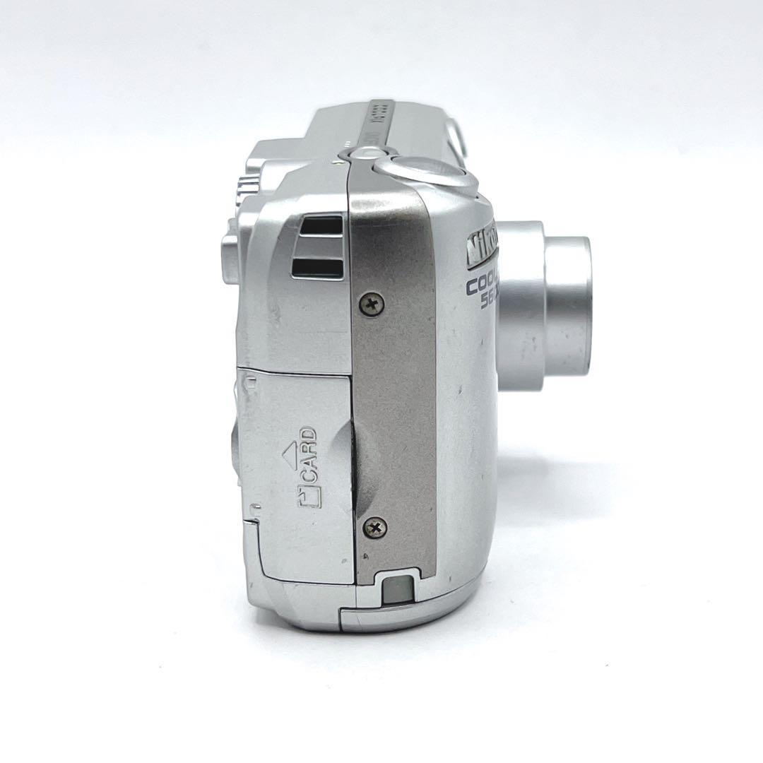 【良品・動作品】　Nikon COOLPIX 5600 シルバー 単三電池式