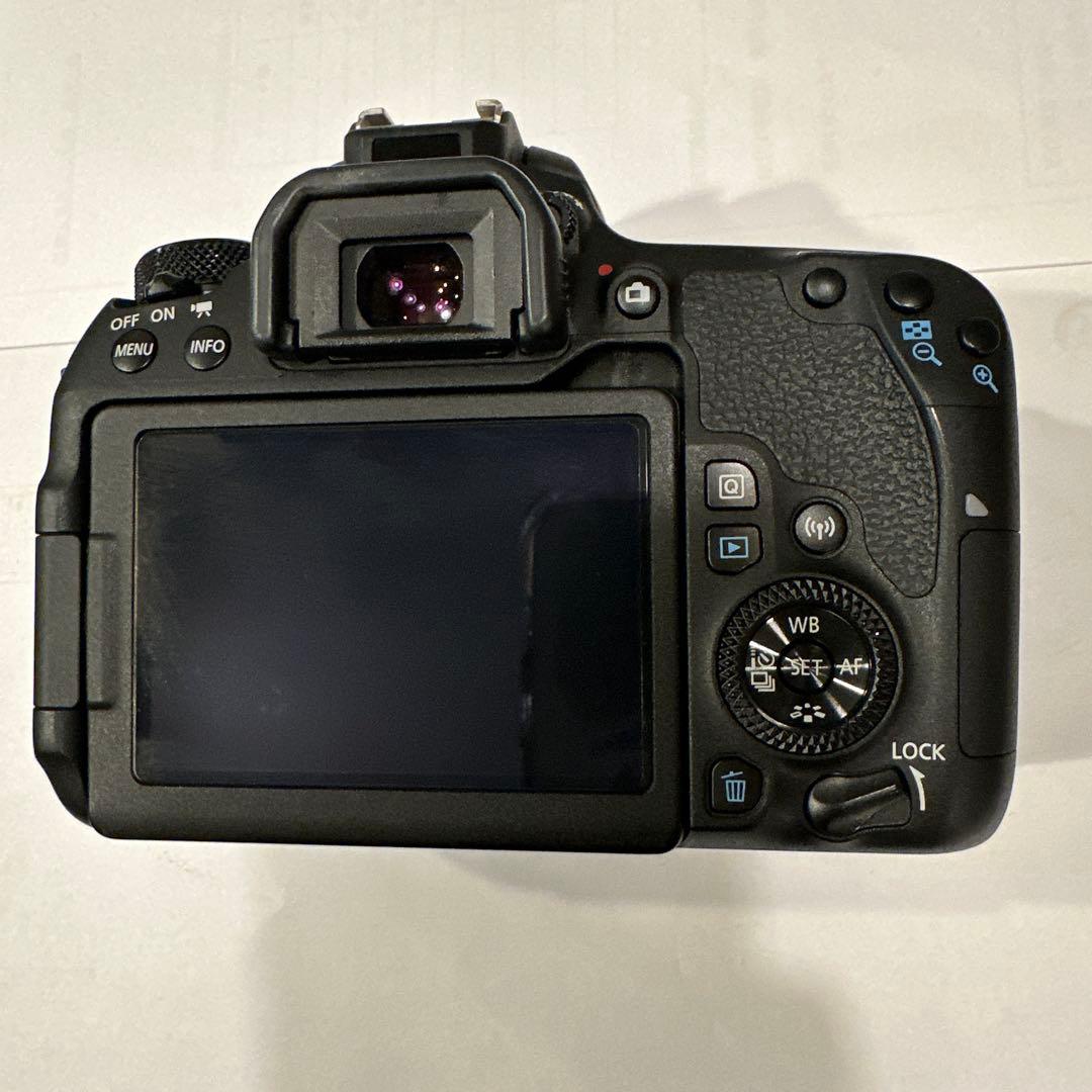 Canon EOS 9000D デジタル一眼レフカメラ