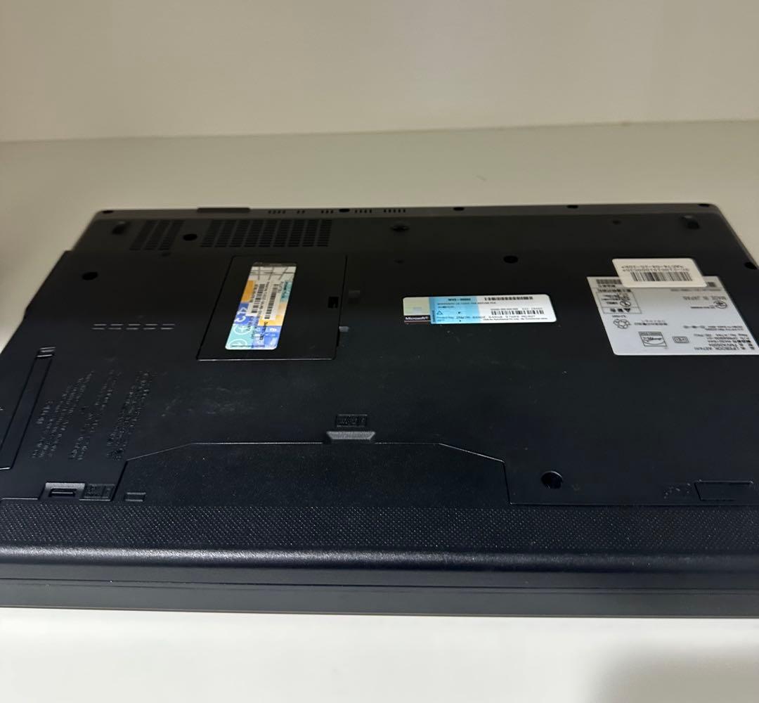 15.6型 富士通 A574/H i5 メモリ16GB SSD512GB