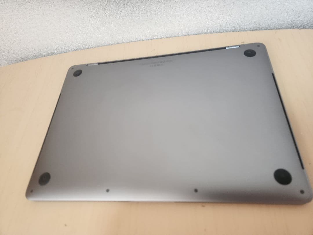Apple MacBook Pro 13インチ スペースグレー