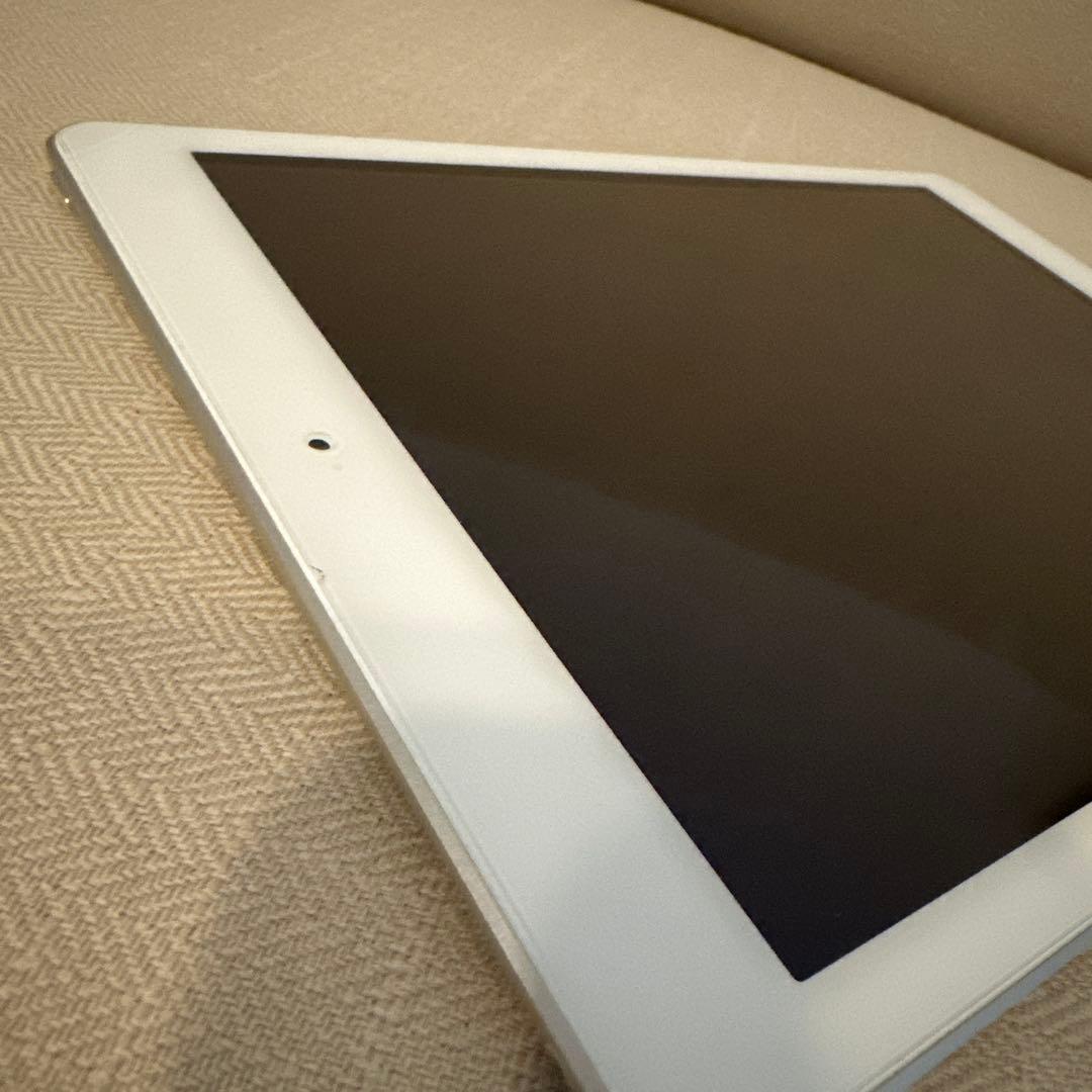 【ラピッド】Apple iPad シルバー　本体　第6世代　32G