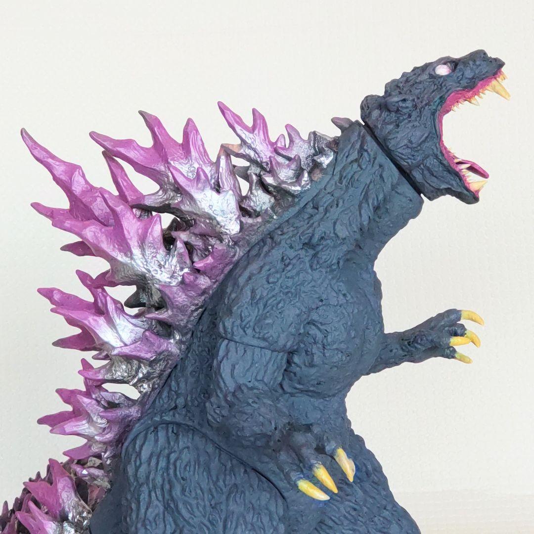 ミレニアムゴジラフィギュア