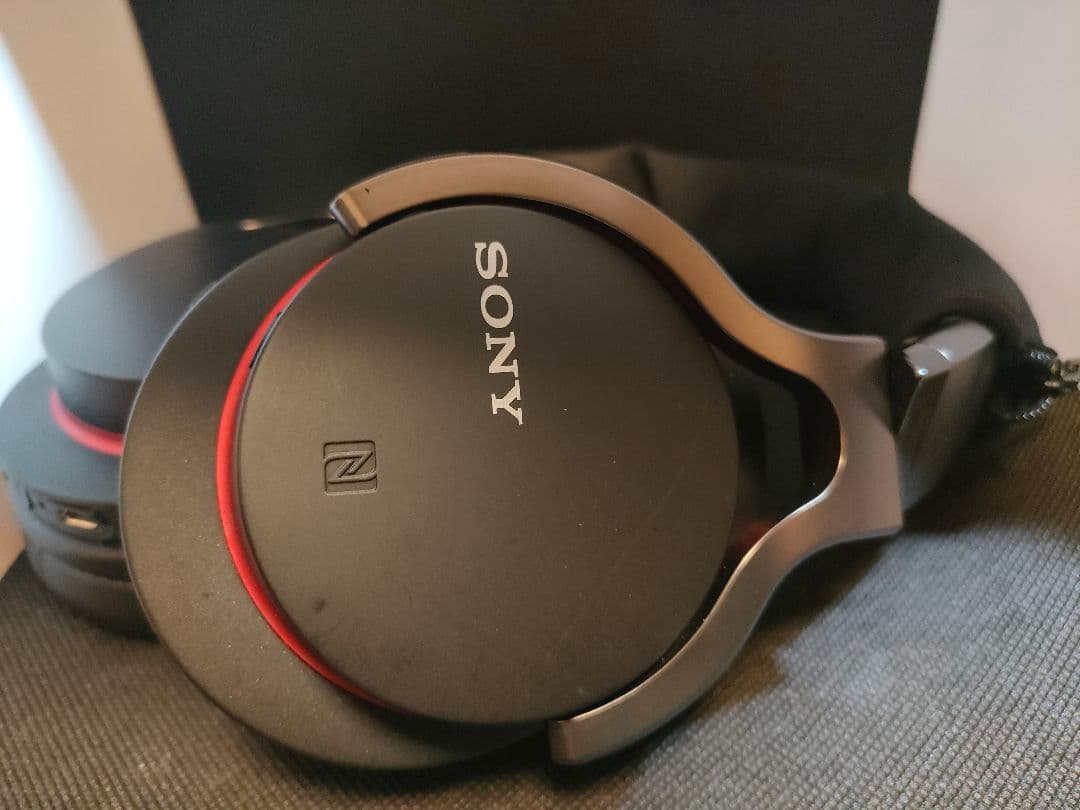 SONY ワイヤレスステレオヘッドホン MDR-1RBT