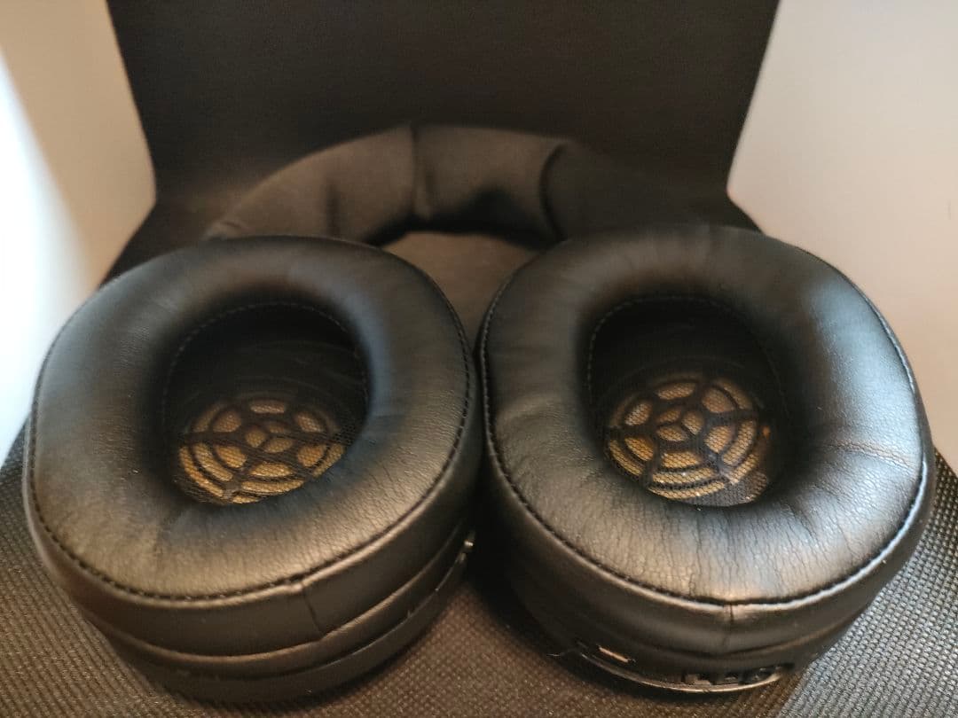 SONY ワイヤレスステレオヘッドホン MDR-1RBT