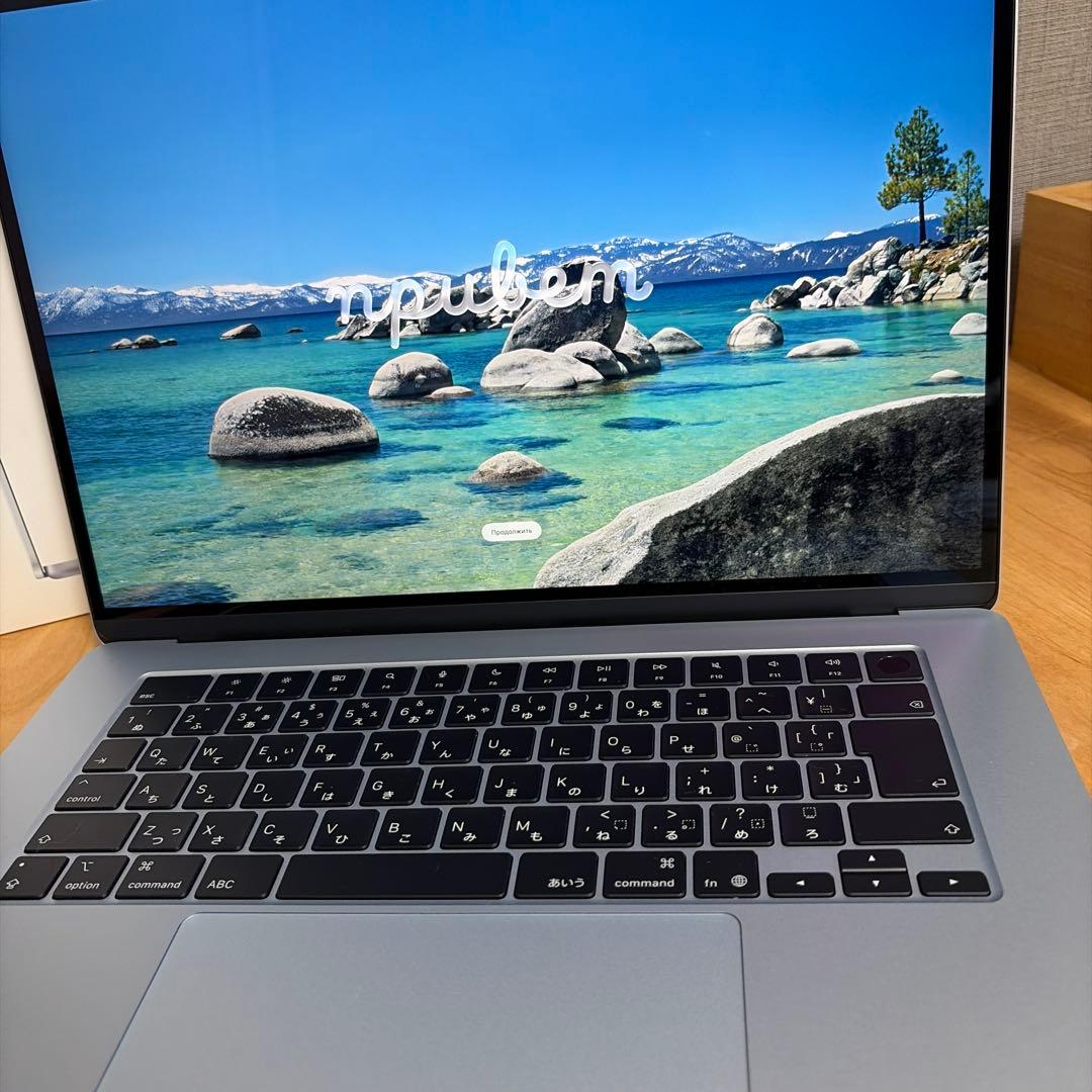 ！未使用に近い！MacBookAir M4 15インチAppleCare有