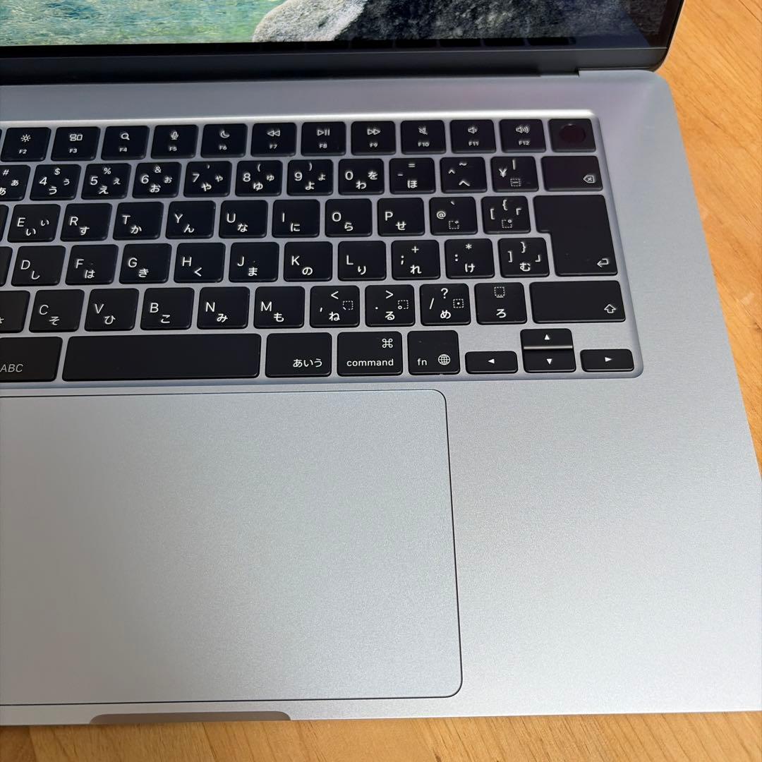 ！未使用に近い！MacBookAir M4 15インチAppleCare有