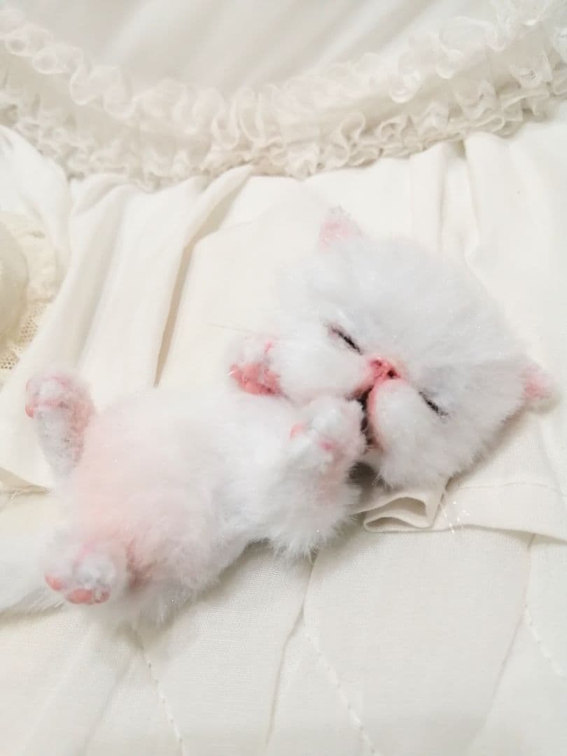 あくびちゃん♡おねむ子猫♡ベビー♡アートドール♡ぬいぐるみ♡