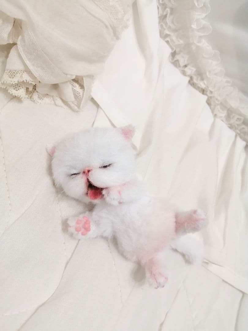 あくびちゃん♡おねむ子猫♡ベビー♡アートドール♡ぬいぐるみ♡