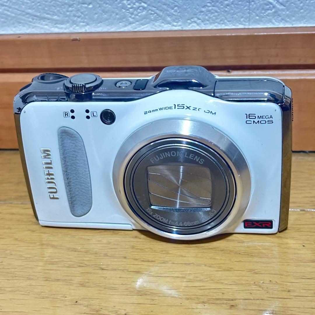 【動作確認済】デジタルカメラ FUJIFILM FINEPIX F550EXR