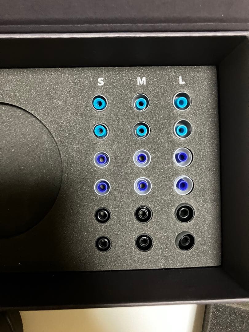 AFUL PERFORMER 5+2 有線イヤホン