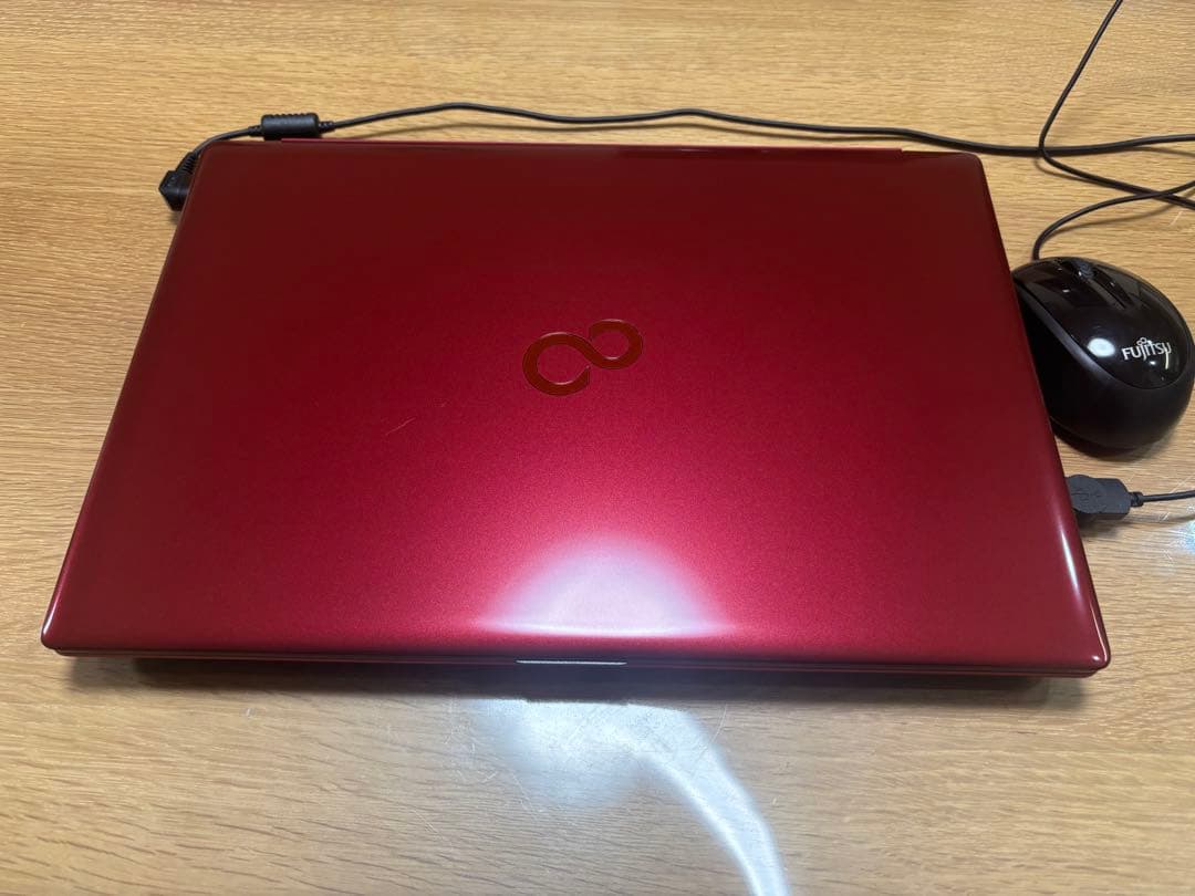 富士通FMV FMVA40D3RJ LIFEBOOK AH40/D3 中古美品