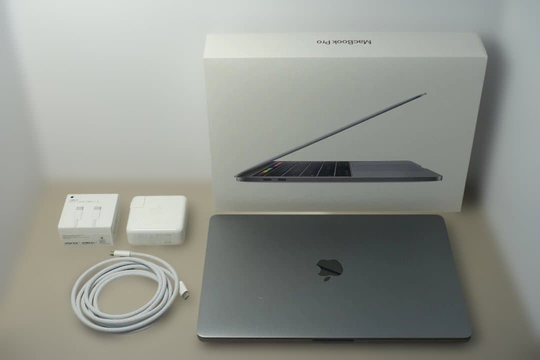 MacBook Pro 13インチ 2019 Core i5/8GB/256GB