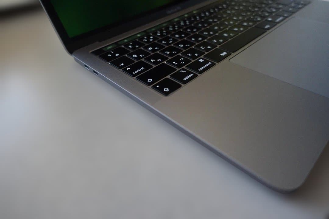 MacBook Pro 13インチ 2019 Core i5/8GB/256GB