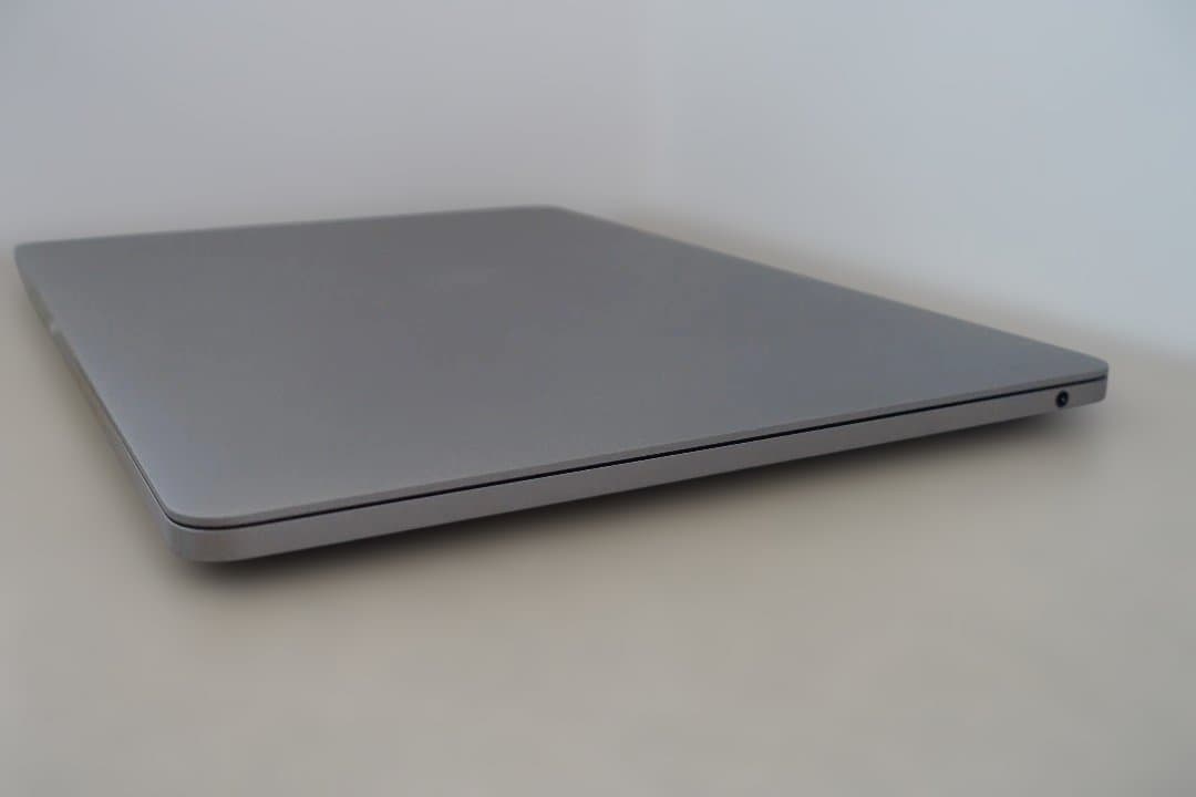 MacBook Pro 13インチ 2019 Core i5/8GB/256GB