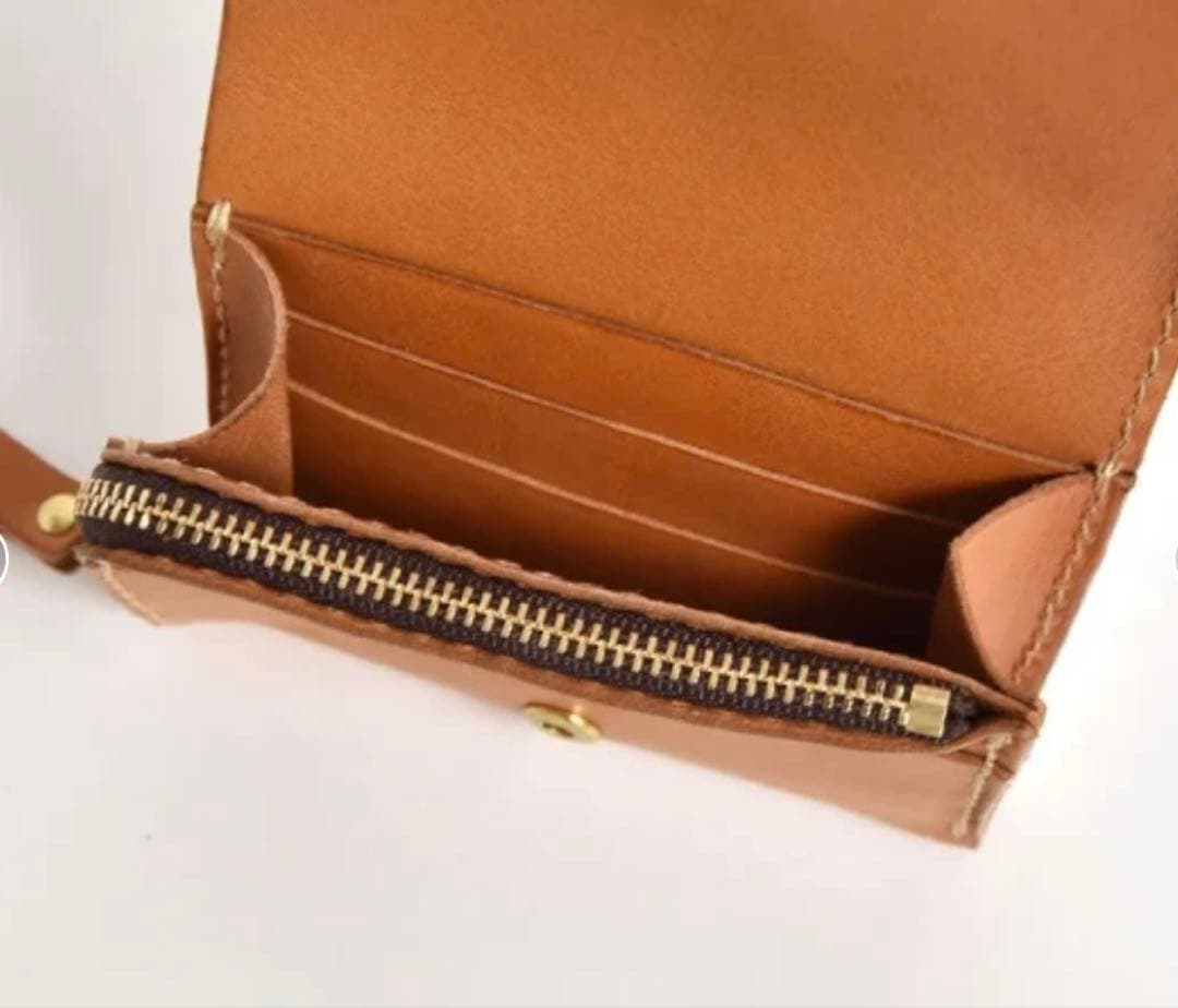 【HERZ】　本革　二つ折り財布