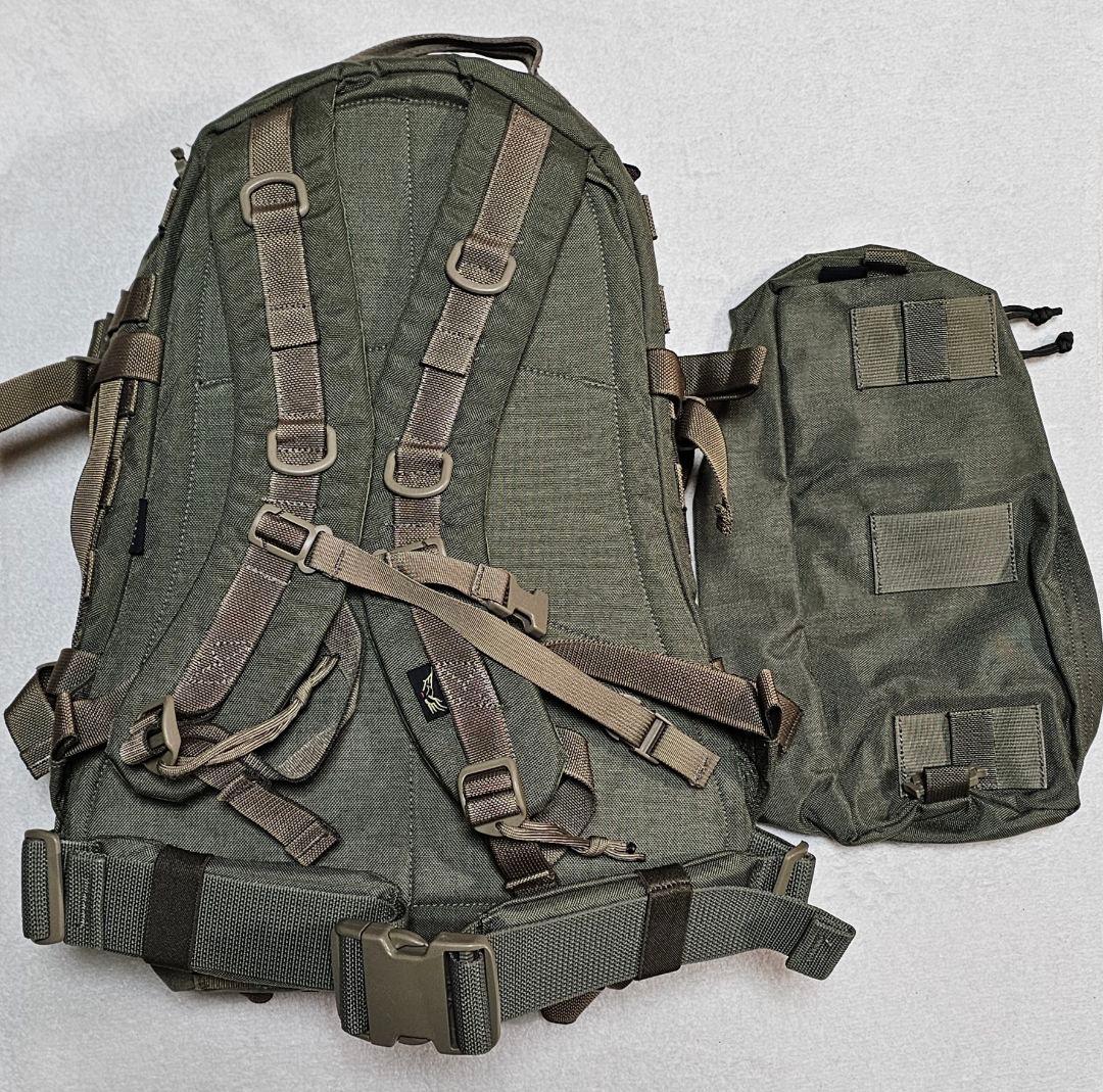 FLYYE MOLLE AIII Backpack RG 容量拡張サブバッグ付き