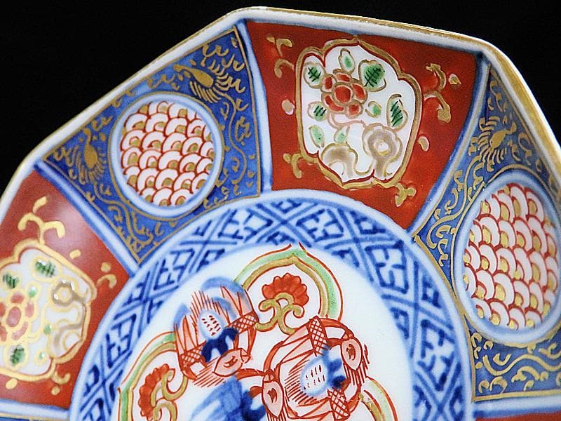 大聖寺伊万里　金襴手　描分　花に青海波八角４寸皿　４枚　C865AS-CEr