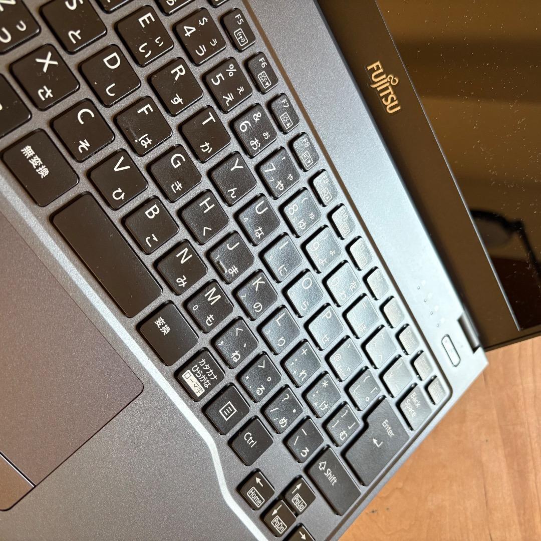 中古【富士通】LIFEBOOK U938/S