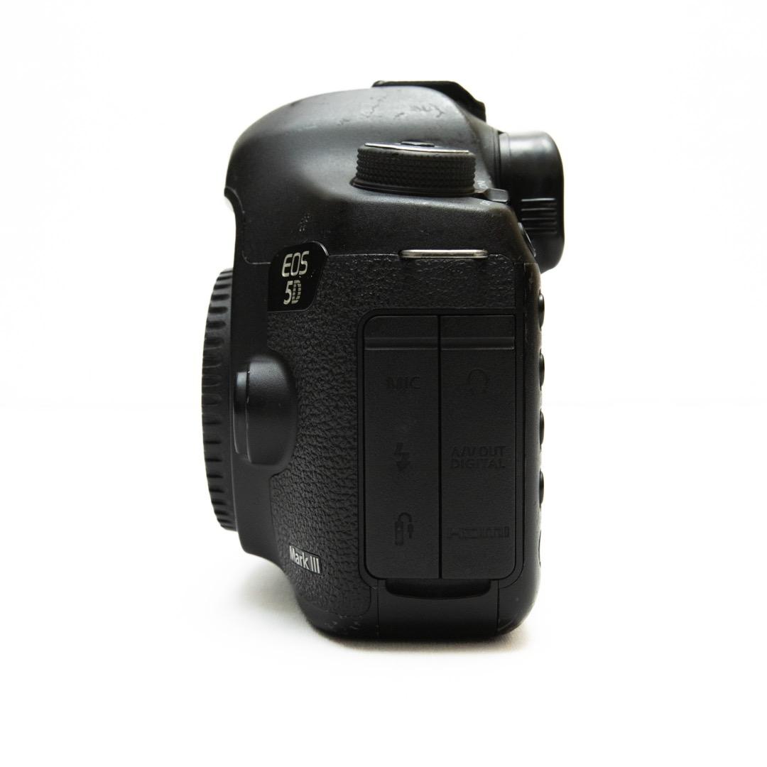 Canon EOS 5D Mark III シャッター15884回CFカード付き