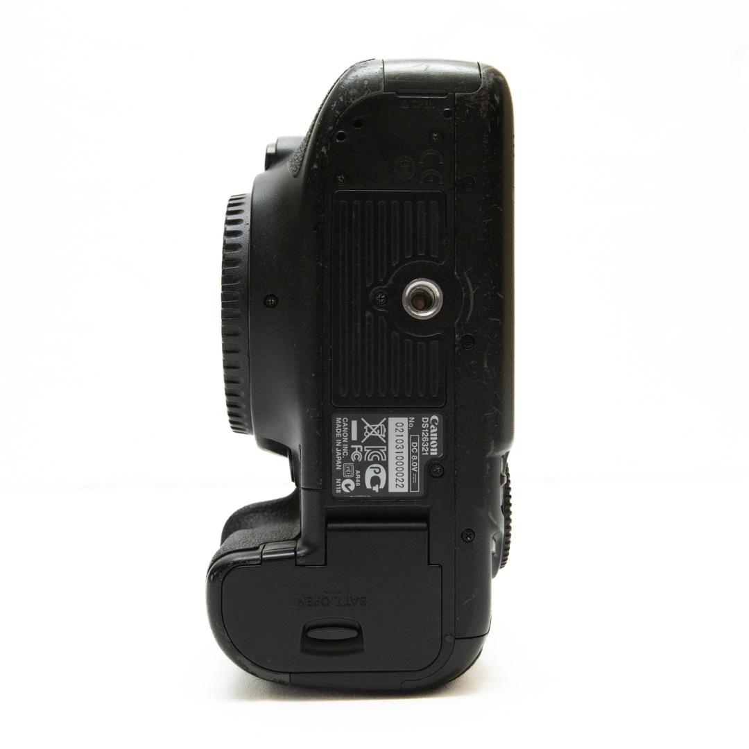 Canon EOS 5D Mark III シャッター15884回CFカード付き