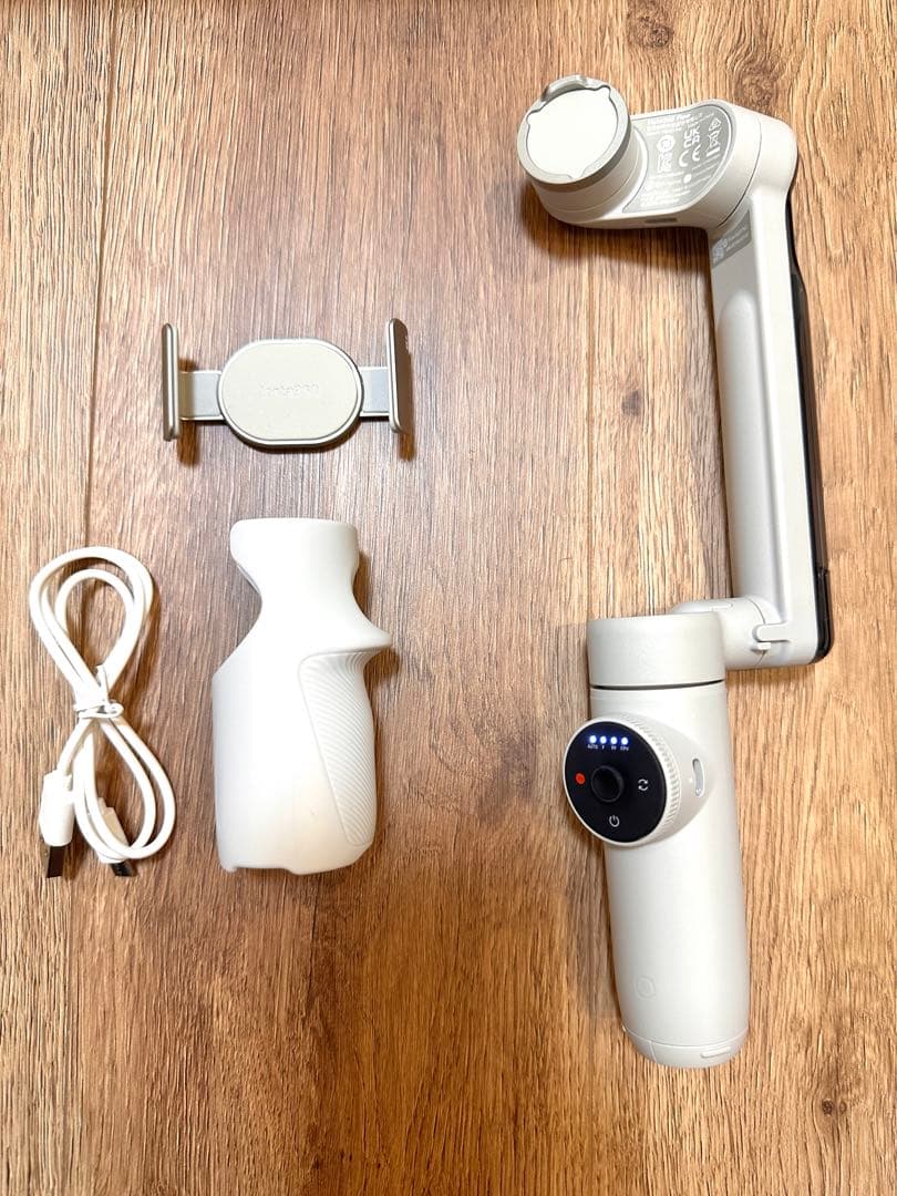 Insta360 Flow - AI搭載スマホ用ジンバル 自撮り棒