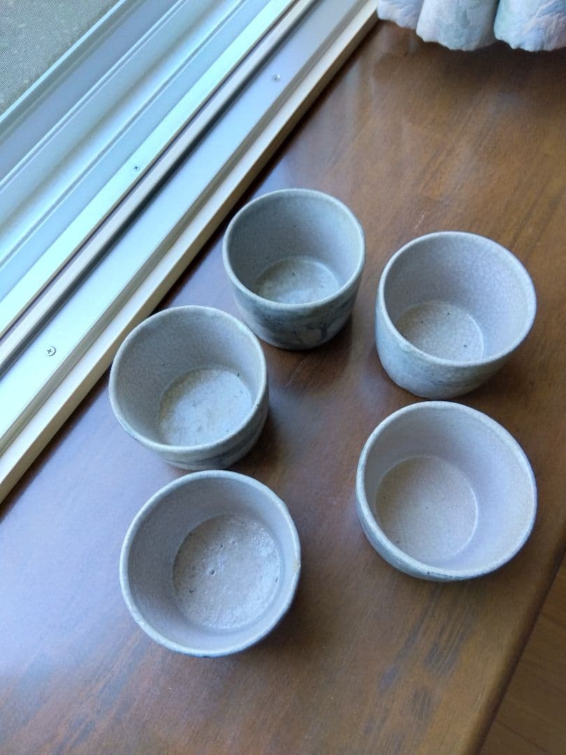 ねずみ志野。茶碗五客